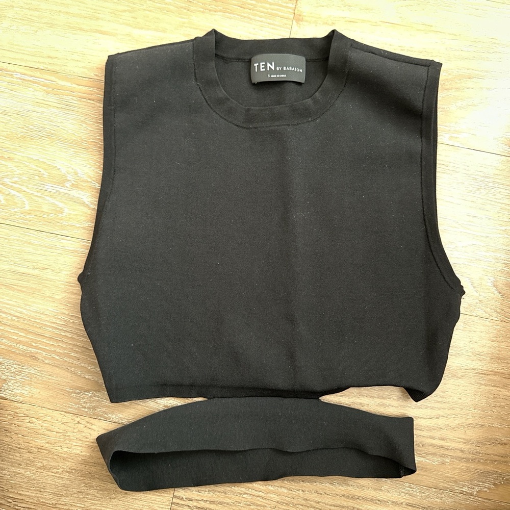 Aritzia Babaton Black Cutout Tank